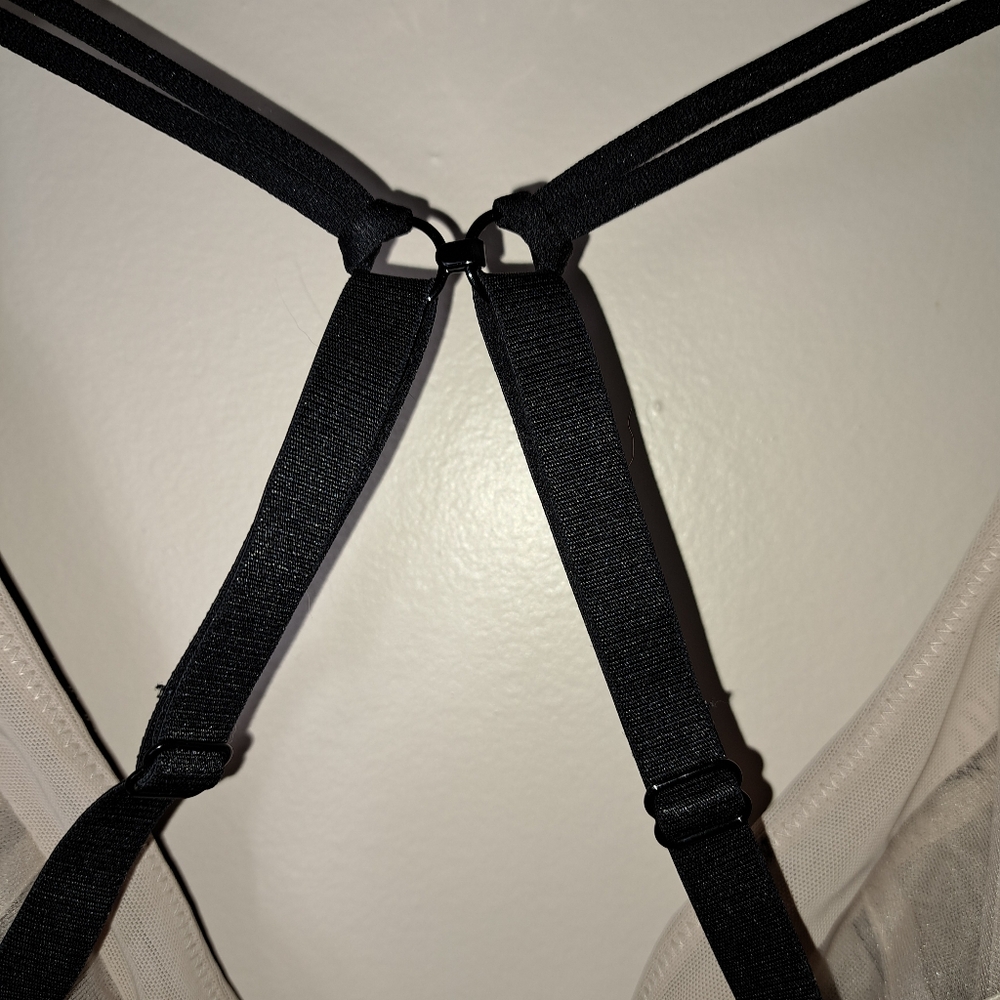 INTIMATELY FREE PEOPLE Underwire Bra Size 32DD ~ Black Lace And Nude Mesh - Picture 7 of 15
